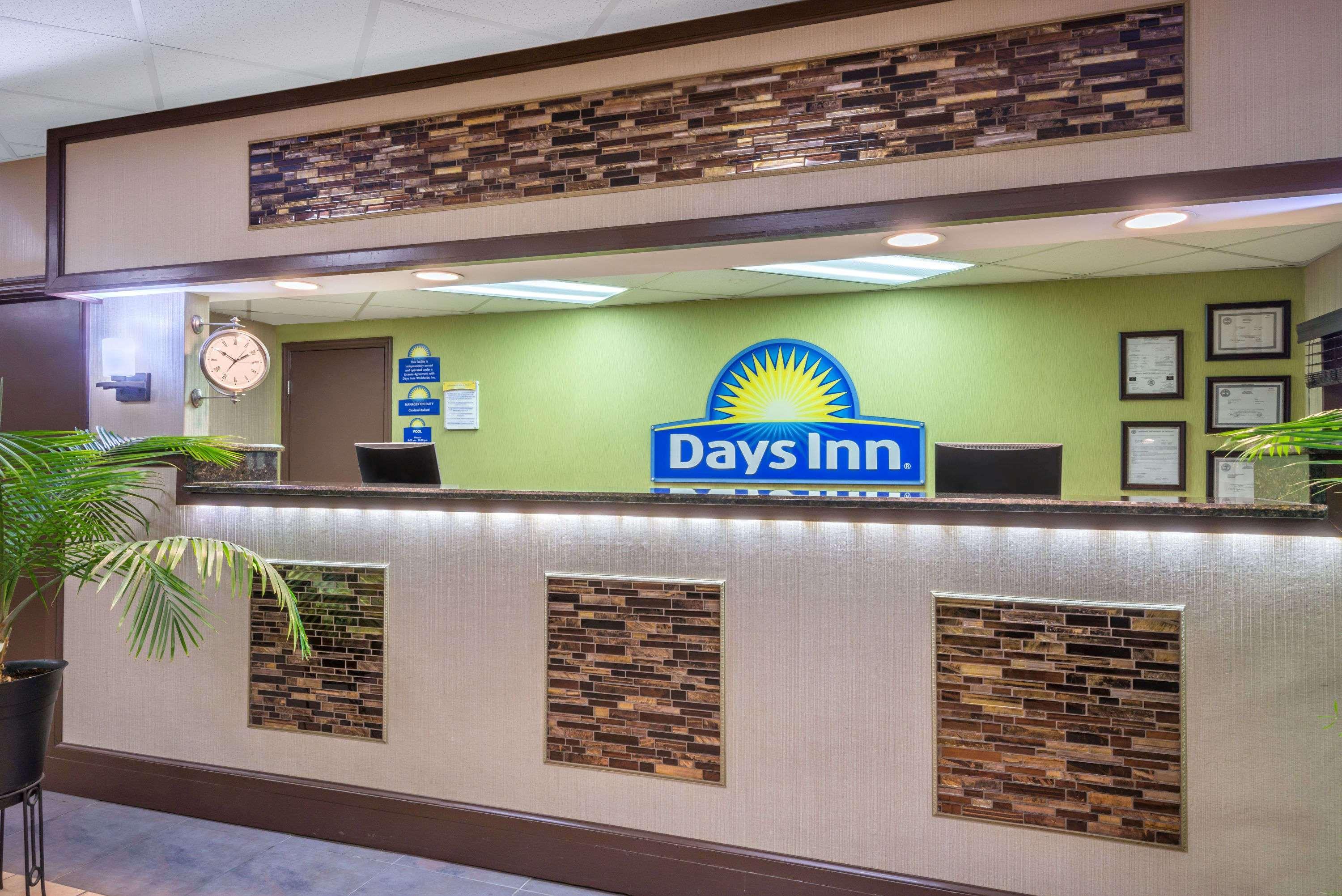 Days Inn By Wyndham Knoxville East Eksteriør bilde
