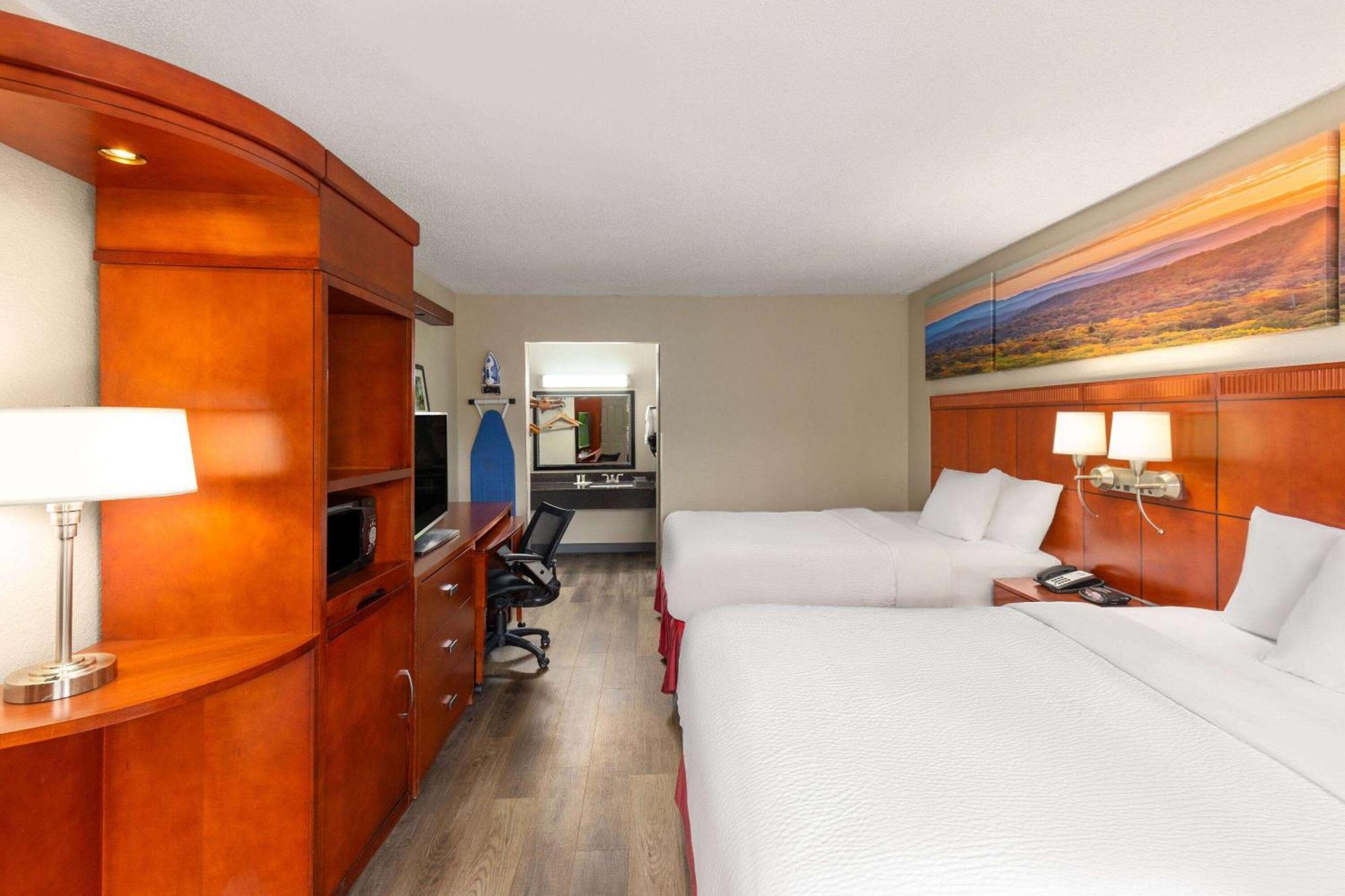 Days Inn By Wyndham Knoxville East Eksteriør bilde