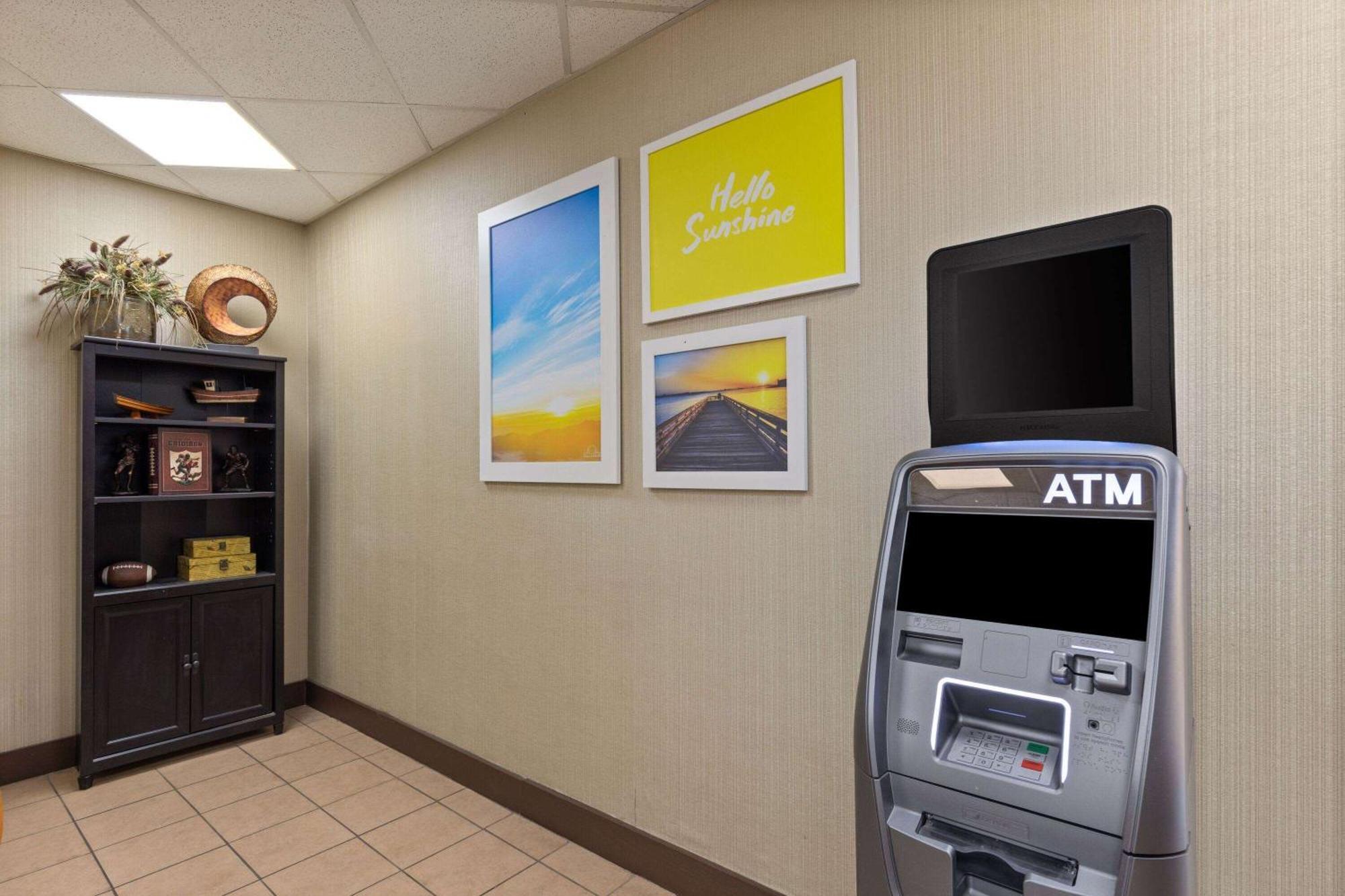 Days Inn By Wyndham Knoxville East Eksteriør bilde
